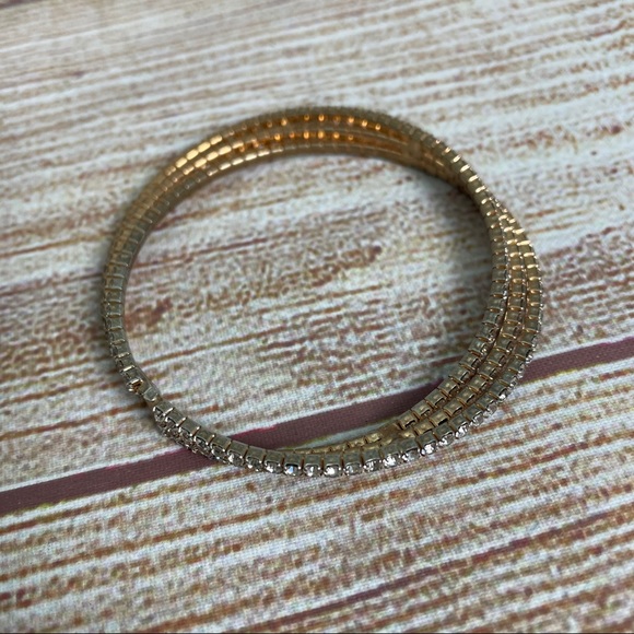 Twisted rhinestone bracelet - Picture 2 of 4